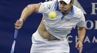 Andy Roddick Powers Into Memphis Final