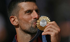 
Novak Djokovic Defeats Carlos Alcaraz To Win Gold